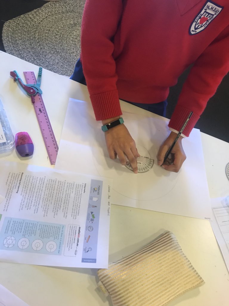 Mrs_Saraceni's tweet photo. Twinkle, Twinkle Investigation #iMaths Year 5’s have been busy revising concepts from last term to draw a 6-pointed star using precise measurements and angles, then using strategies to calculate how many grains of glitter cover the entire star @FireflyEdu #LearningWithMrsSaraceni https://t.co/cybllJioyu