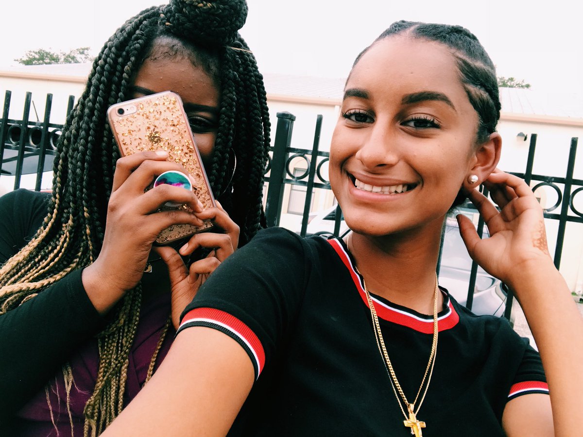 TSDominicanRep's tweet photo. met my best friend today✨ https://t.co/wTHVcVJIzu