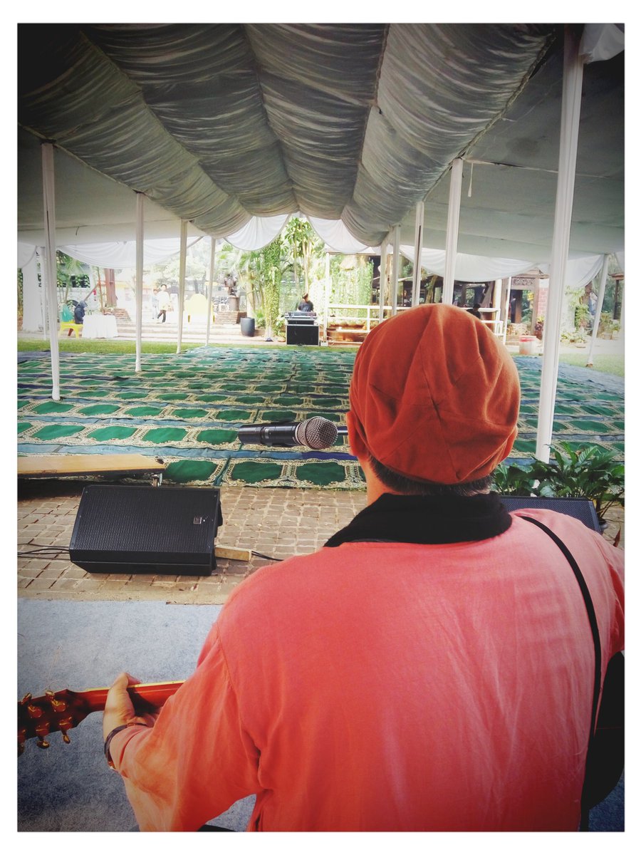 Pagi ini di kandank jurank doank... Ayo sahabat sahabat kandank jurank datang kesini pagi ini..kita ada halal bi halal dan pengkajian 3 bulanan.. ayo kita mempererat tali silaturahmi kita... <a href="/dd_dikDOANK/">dikDOANK</a>