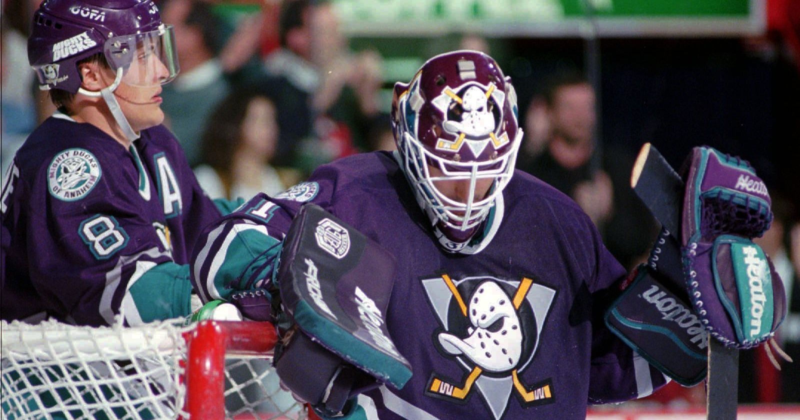 Anaheim Ducks unveil Mighty Ducks throwback jersey