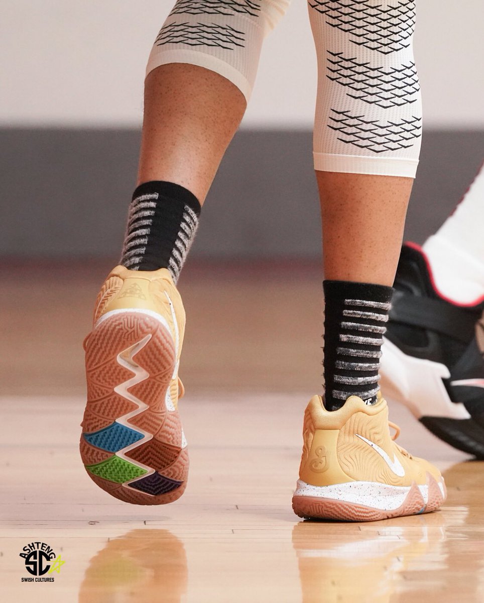 cinnamon toast nike shoes