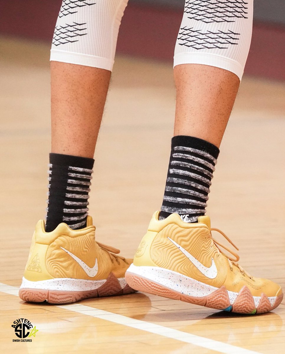 cinnamon toast nike shoes