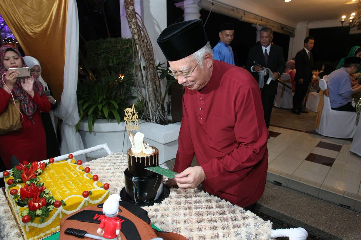 Mohd Najib Tun Razak tweet media