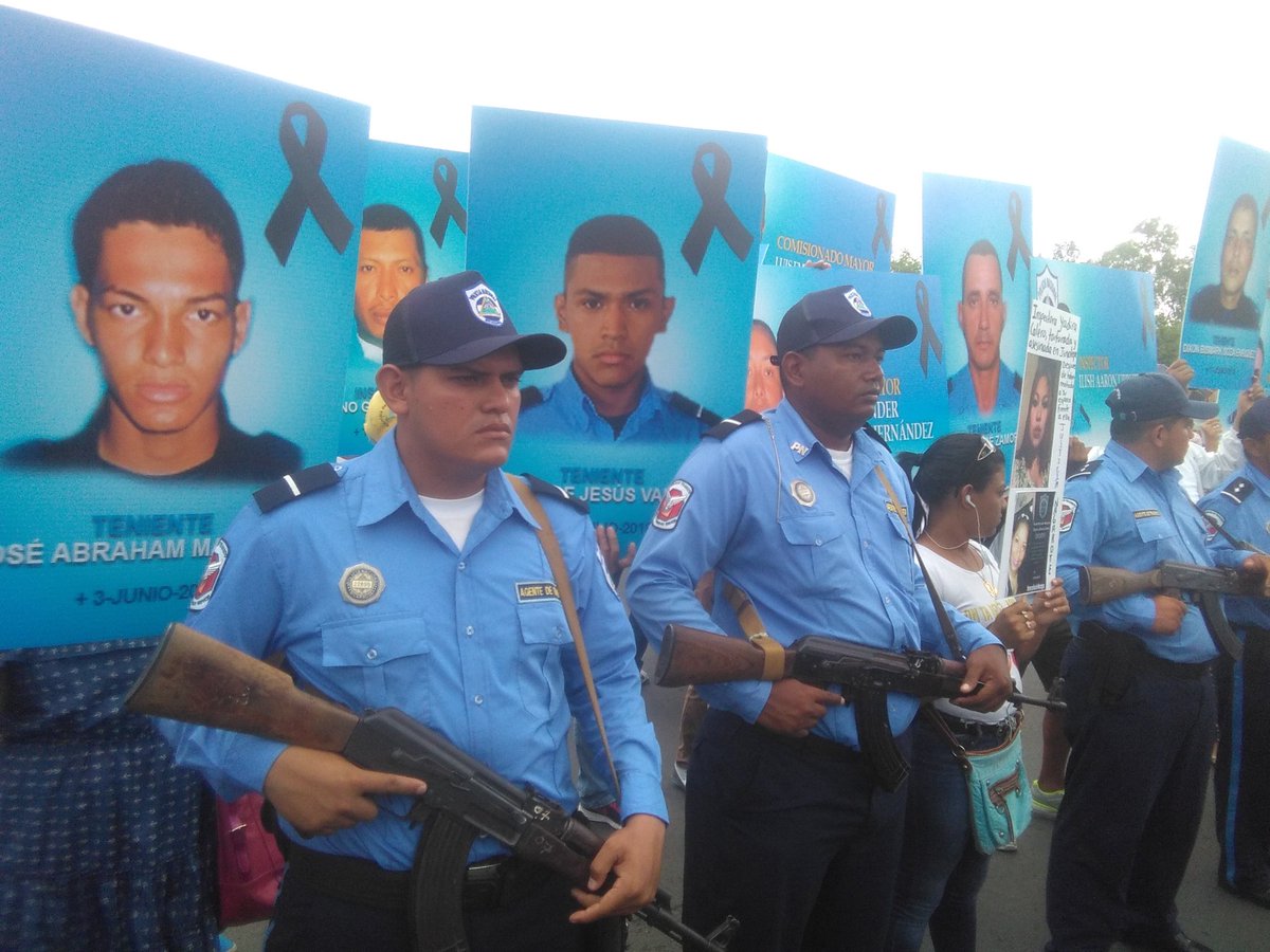 lestherc13's tweet photo. La verdad prevalece contra la manipulación, he aquí un ejemplo.... manipulan las fotografías pero no cuentan con que tomé la original, que lastima Don Miguel...
#NoMasEngaño

#NicaraguaQuierePaz
@CIDH
@Jupresidente
@Almagro_OEA2015
@VivaNicaragua13 https://t.co/KbEIYOrHWX