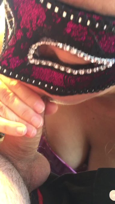 Backyard Blowjob by Lillianna https://t.co/x97ar5CxsX Find it on #ManyVids! https://t.co/cz2jouYsaT<a href="/tag/manyvids"class="tags"><span>#manyvids</span></a>