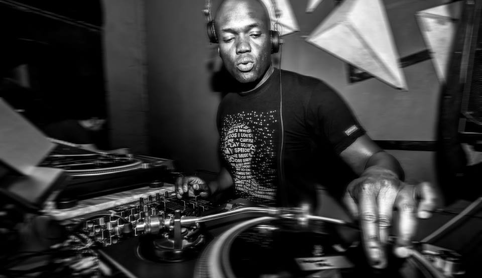 CervantesDenver's tweet image. Get ready for #ReSearchWednesdays ft @JoeNiceMusic with #Xenolinguist, @mikeythunder101 &amp;amp; @JordanPolovina at The Other Side on Wednesday, August 29th.
Tickets on sale now: ticketf.ly/2LaKMc1
Presented by @ECpresents
Supported by #TheMileHighSoundMovement &amp;amp; @PartyGuruDenver