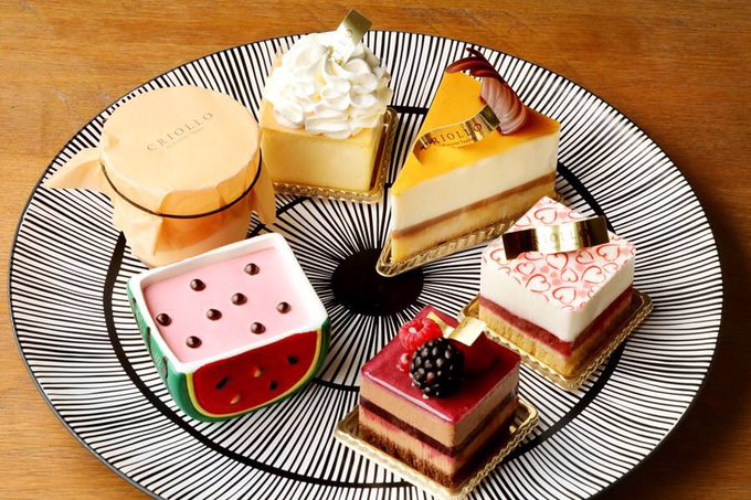 有名店ケーキが新宿に大集結 パティシェリア でケーキの食べ比べが叶う Sweetsvillage スイーツビレッジ