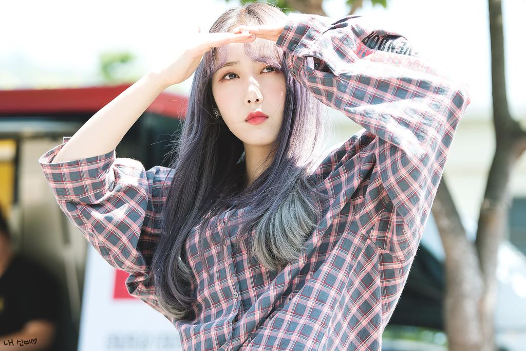 180721 미니팬미팅 

#여자친구 #신비 
#GFRIEND #SinB 
<a href="/GFRDofficial/">여자친구 GFRIEND</a>