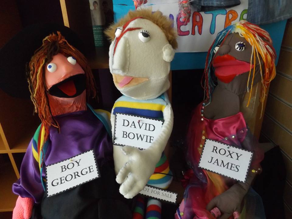 WestLondonMiddx's tweet photo. @stuoconnor #StuartOConnor
#ImpactMassive #CarnivalDay #CarnivalDay2018
#EalingCentralSportsGround #OppositePerivaleTube #PerivaleTube #Perivale
#Ealing #Puppets #BoyGeorge #RoxyJames #DavidBowie #GreatDayOutForTheFamily
#WestLondonandMiddlesexTouristBoard π#WestLondon #Londonπ https://t.co/63k08GirXC