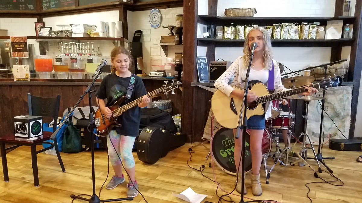 <a href="/allanbjohnson/">Allan Johnson</a> <a href="/ThomasSweetCafe/">Thomas Sweet Cafe</a> We had such an amazing time at <a href="/ThomasSweetCafe/">Thomas Sweet Cafe</a> Montgomery! Shout out to the baristas who took care of all the guests! #music