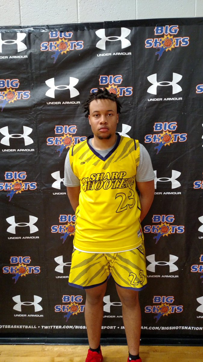 sshooters2010's tweet photo. Game 2 
SHARP SHOOTERS ELITE (17U) 86  
MOV BLUE 64
#BIGSHOTS #CLTLive
@BigShotsNation 

Demetrius Martin 20   CO-MVP
Zaire Lucky 14
Shyheed Williams 15  CO-MVP
Noah Clemons 7
Jeremiah Keith 10 https://t.co/EFU5pcxKF4