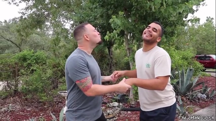 Loved today's vlog from <a href="/OmarGoshTV/">OmarGoshTV</a>. Wish <a href="/DustyDishes/">Jean</a> all the best in Canada. Sad to see him leave Omar and @Melissa_wife though. At least they have a great photo to remember his farewell.