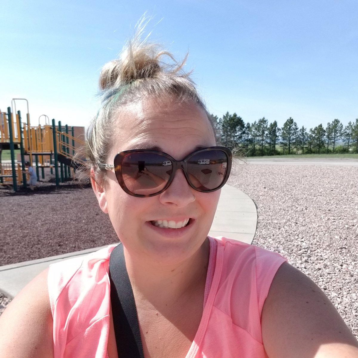 doubletwinmama's tweet photo. #NewProfilePic https://t.co/apkbeIA8Wm