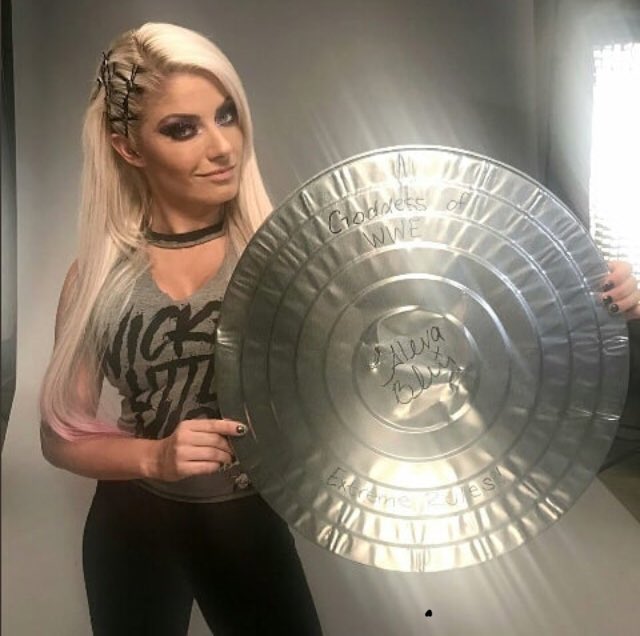 blissarchive's tweet photo. https://t.co/2NPTOJP040