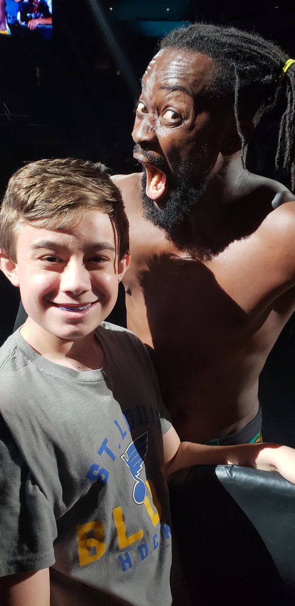 VmanS10's tweet photo. New Day Rocks tonight in #WWEStLouis. Thanks @TrueKofi for the Pic with the Nephew. U R the Best! https://t.co/v0EBvTzEBF