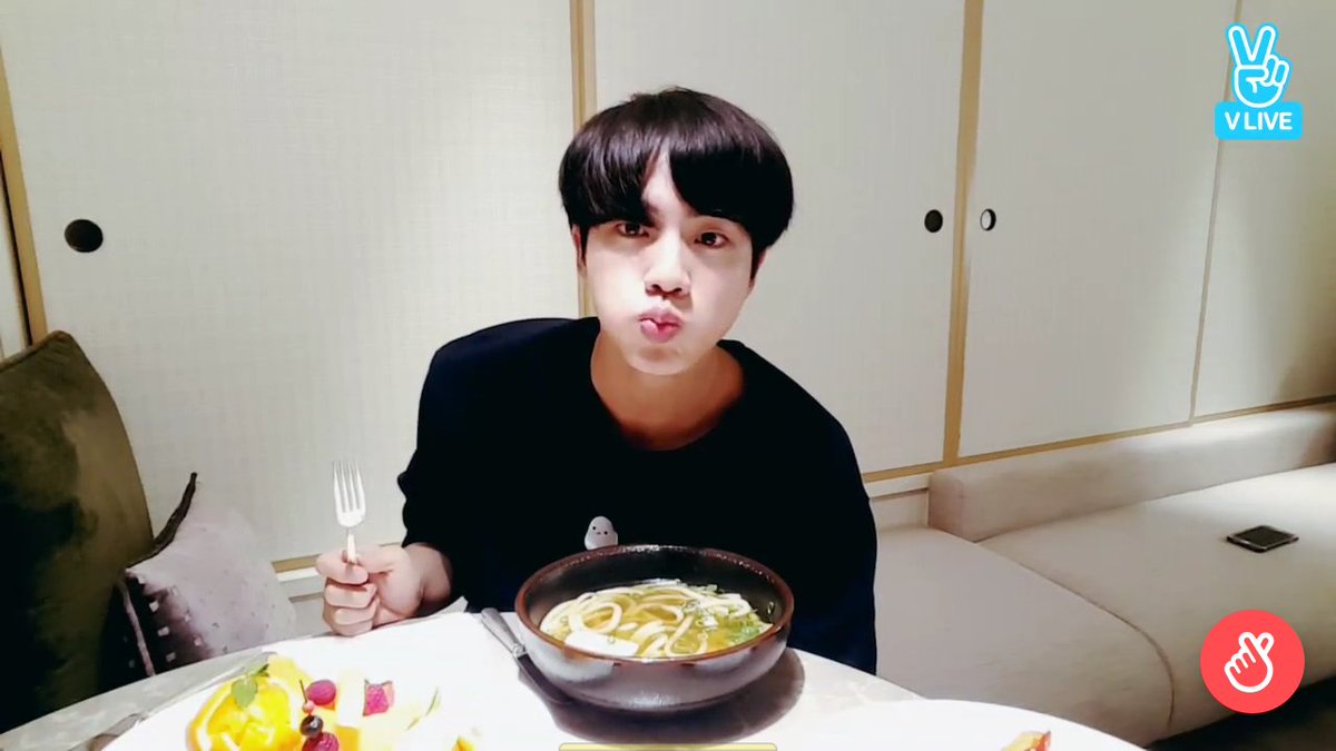 haruru_JK0901's tweet image. 垢作ったのでタグやります！

長男なのに幼い可愛いジンくんが大好き💕優しさにも惚れてます😍
みんなも大好きなarmyです！

＊02line
#ARMYさんと繋がりたい 
#armyさんRTしてくれたらフォローする