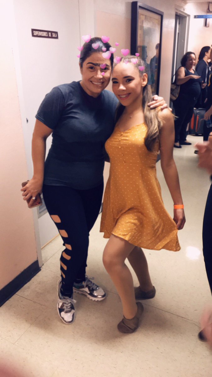 jarynesdearmas's tweet photo. Hoy fue un día de muchos sentimientos encontrados pero realicé  uno de mis sueños y puedo decir que baile en el Centro de Bellas Artes de Puerto Rico  @QueMonjasPR  @glerysbet @Melinaleon1 #bailarina 💃🏼❤️ https://t.co/kdgEJly78d