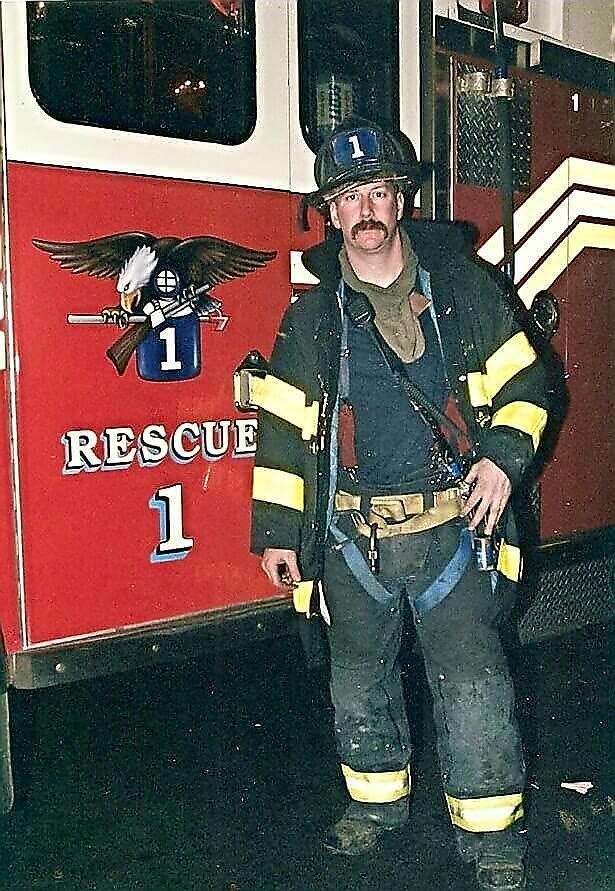 Happy birthday in Haven to DAVID MARTIN WEISS,  RES1CUE!       