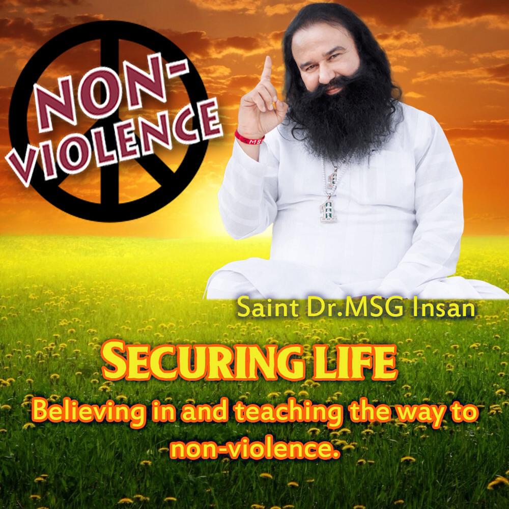 KaranVeerInsan8's tweet photo. #SecuringLife
@Gurmeetramrahim Singh ji Insan
@derasachasauda
हिंसा का रास्ता छोड़ कर अहिंसा के रास्ते पर चलना और लोगों को शिक्षित करना यही डेरा सच्चा सौदा की सोच है https://t.co/NtJp11qgwj