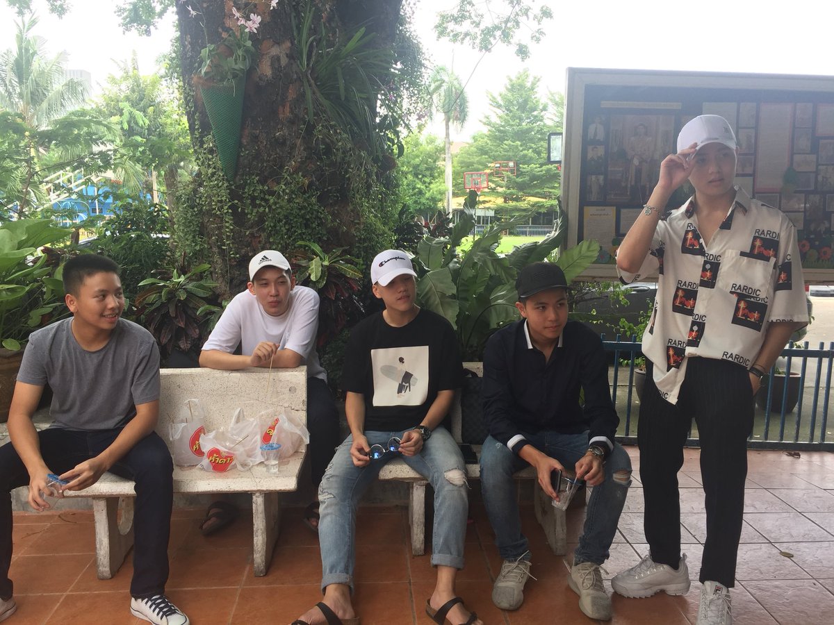 cuteguythailand's tweet image. ความนายแบบน้อยแห่งอัสสัมชัญ🤤😘😍 🔴⚪️  #accuteboy #turbomodel #cuteguythailand