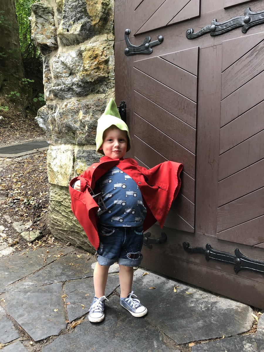 „Mama, ich habe Hunger. Mein Bauch ist soooo leer und braucht ein Eis. Dann ist er sooo groß.“ 🤣🤣🤣

#kindermund