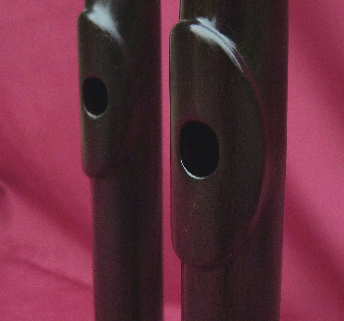 AHaswell_Repair's tweet photo. We have just finished these two special edition headjoints. TH has sculpted the wood into a flowing form. We are very excited about the way they look - and play! 
https://t.co/Gcz6qlXT3E https://t.co/ucbCvO9od7