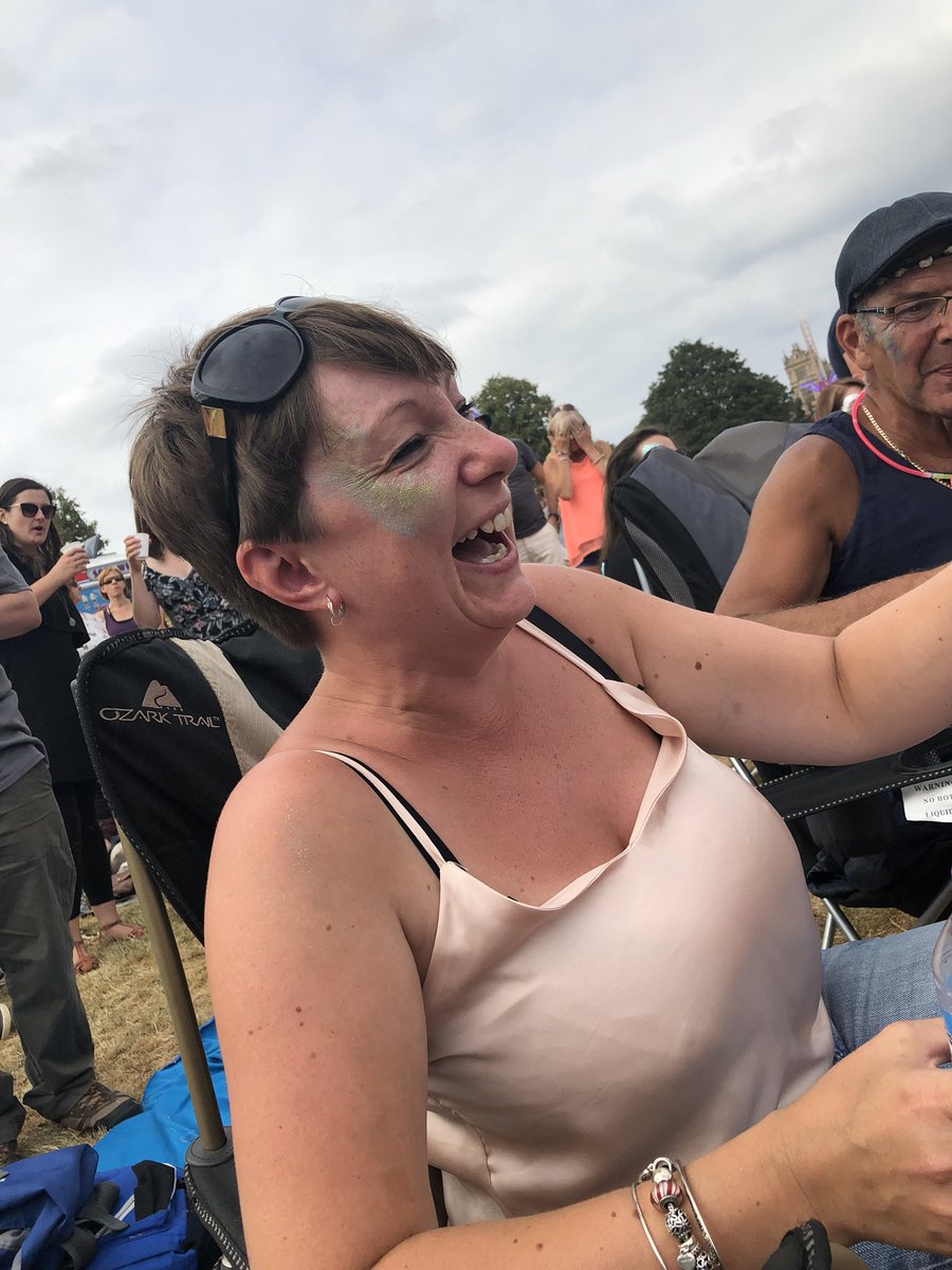 dingdinghopkin's tweet photo. Had a great day at #Splendour2018
Both @SophieEB and @embrace stole the show.
The drink, sun and laughter certainly took its toll though https://t.co/tAMabXD0yE