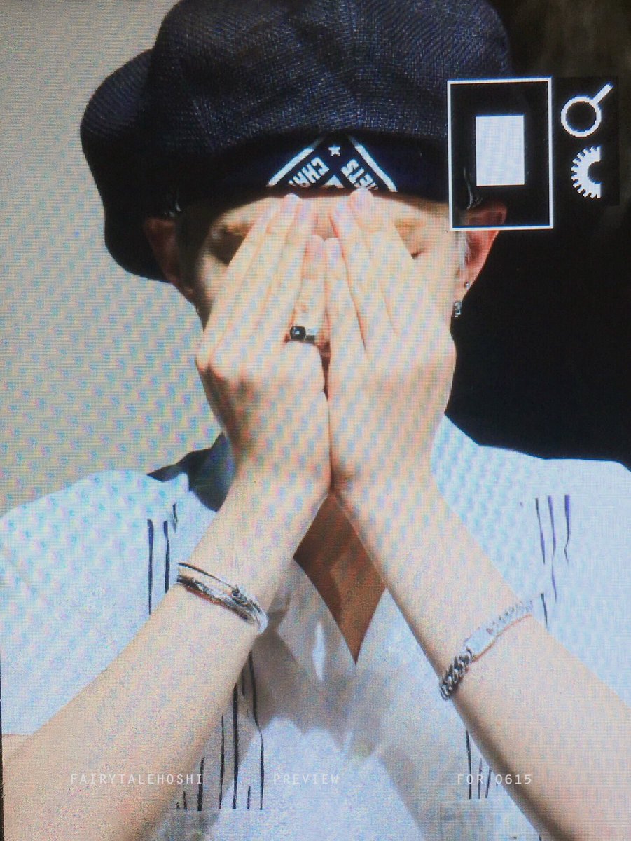 FairytaleHoshi's tweet photo. 0722 preview 
 #HOSHI #호시 #SEVENTEEN #세븐틴
💟💟💟 https://t.co/EPKIeEhGmD