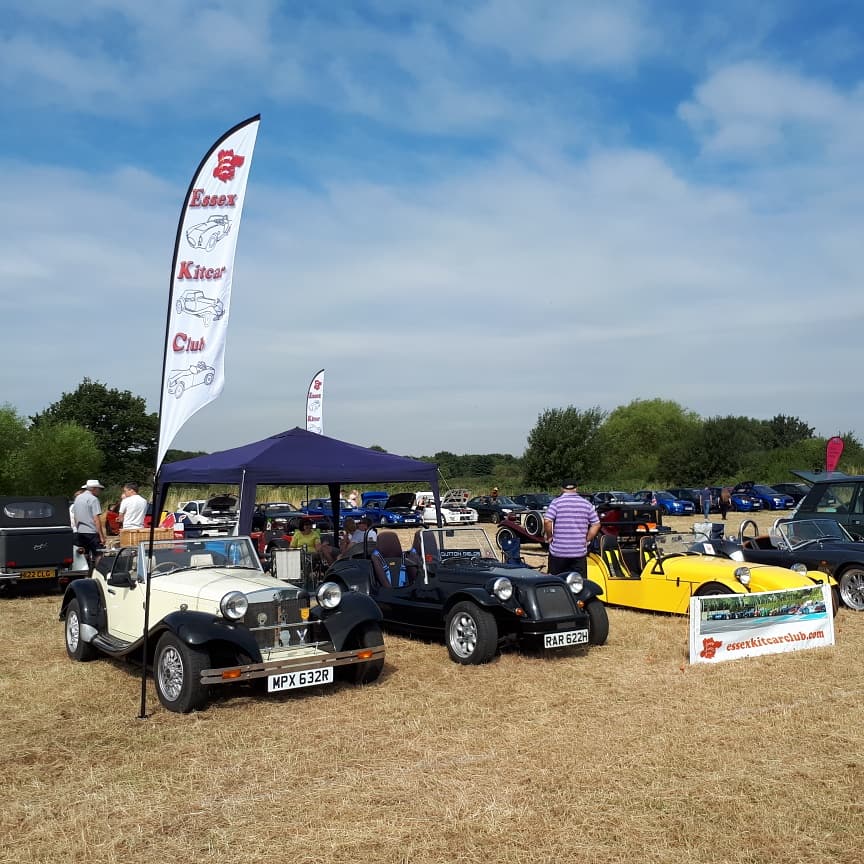 EssexKitCCCars's tweet photo. Wings and Wheels at Damyns Hall Areodrome. Very hot day. with a wide range of cars on show today https://t.co/AvlbWwjpn1