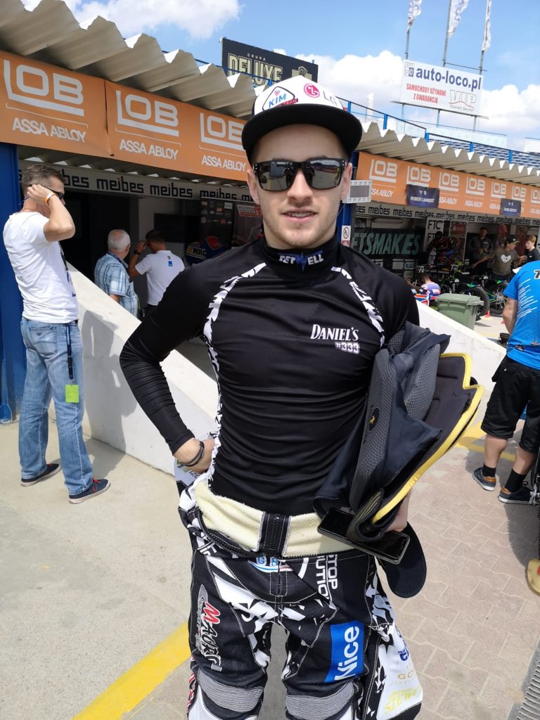 UniaLesznoKS's tweet image. #practicetime @FIM_live U-21 WORLD CUP @MiastoLeszno FINAL R2 START 19:00🔥