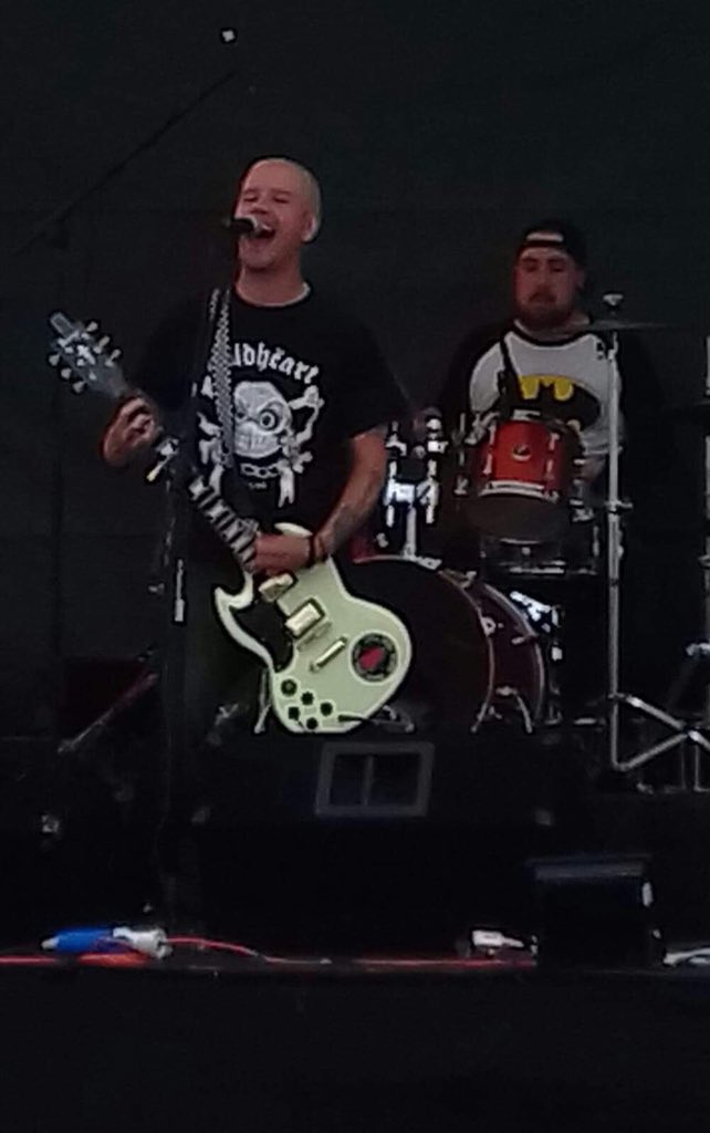 Great gig on Friday kicking off the 2018 Woodhorn Fest <a href="/LiveAtTheLane/">LiveAtTheLane</a> <a href="/ashington_fc/">Ashington AFC</a> Big thanks to @Guerillacrack <a href="/guerillapa/">tony eastlake</a> <a href="/Jennife30838010/">Jennifer Walker</a> Brilliant crowd! Cheers 😎🎸🎸🎸🥁 <a href="/PeeshNE63/">Peesh LoGOz</a> <a href="/NeilDillon82/">Neil Dillon</a>