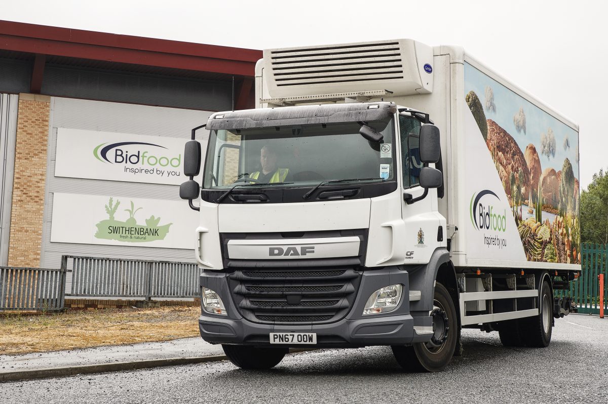 Frozen_Goods's tweet photo. Carrier Transicold UK Delivers 15 Syberia Refrigeration Units to Swithenbank
https://t.co/BVDlv9J7Rg
#Carrier #Swithenbank #Transicold #Syberia #Frozen #Transport #Logistics https://t.co/398gEcaeqK