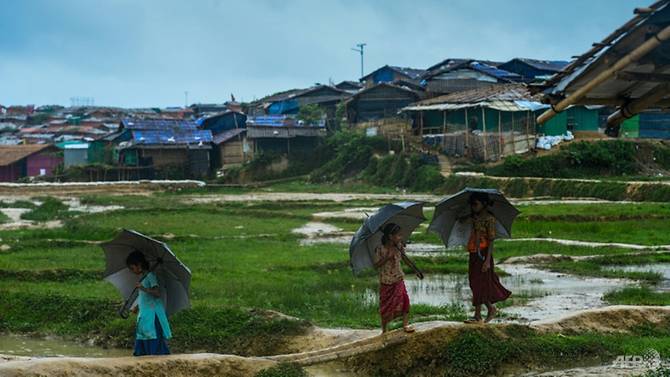 mingalapar's tweet photo. https://t.co/8l6pnYK0fv Key member resigns from Myanmar advisory panel on Rakhine crisis #Rakhine #Myanmar #Crisis https://t.co/ID20gOPZzG