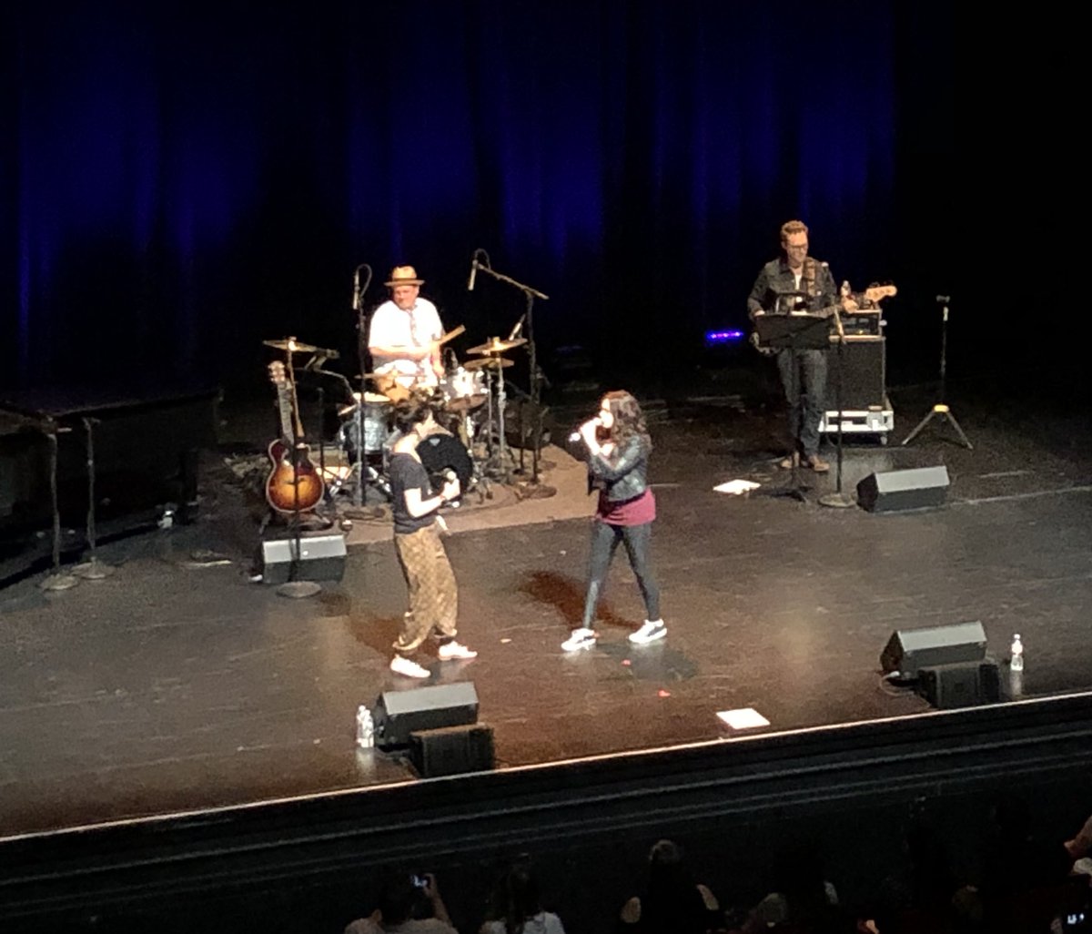 goldfishgurl71's tweet photo. Guys....@alinebmckenna KILLED IT tonight singing JAP Battle Rap. She remembered all the words in the right order and everything!! 🙃
#CrazyExGirlFriendLive #GucciSweatpants
#JAPBattle https://t.co/zQKfmSgEVT