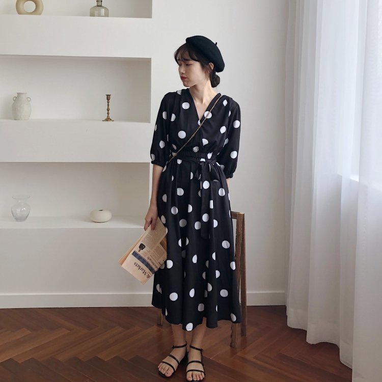 doublepixie's tweet photo. PRE-ORDER Polka-dot v-neck dress (d156)
อก 36" ยาว 42.5" 380฿
-
#DBPXxDRESS #HowtoPerfect #เสื้อผ้าเกาหลี #พื้นที่โปร #ถูกบอกต่อ #พื้นที่ขายของ #ถูกและดี #เสื้อผ้าสไตล์เกาหลี https://t.co/AaTzlHsV70