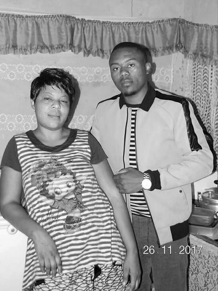 jones_silver's tweet photo. Family 👪 https://t.co/94jwHotTW7