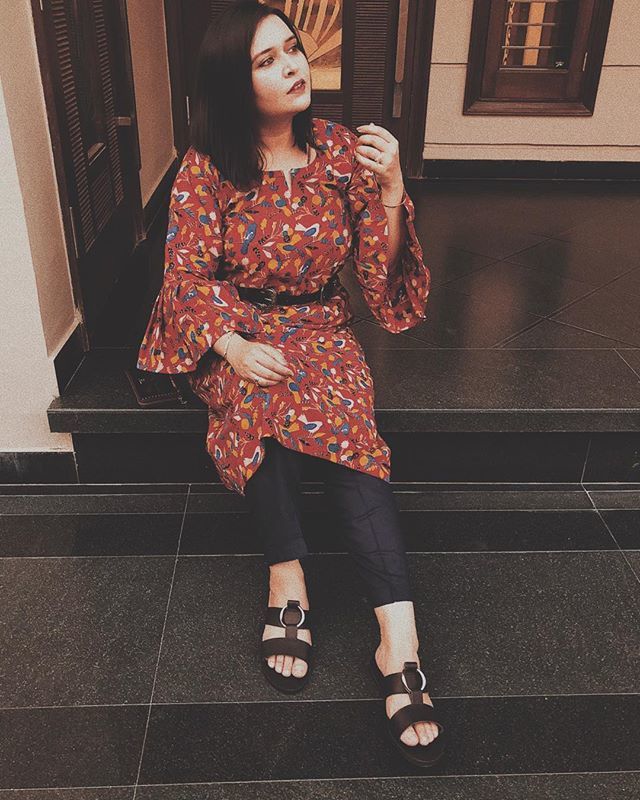 Nainazway's tweet photo. Just a reminder:
You belong to no one.
You're owned by no one.
If you give your time, it's a privilege, not an obligation.
.
.
.
.
.
#outfitshare #postthepeople #styleblog #styleblogger #fashionblogging #fashionblog #casualwear #streetstyle #personalsty… https://t.co/TSUEUmKB7C https://t.co/G1ZpfLlfWQ