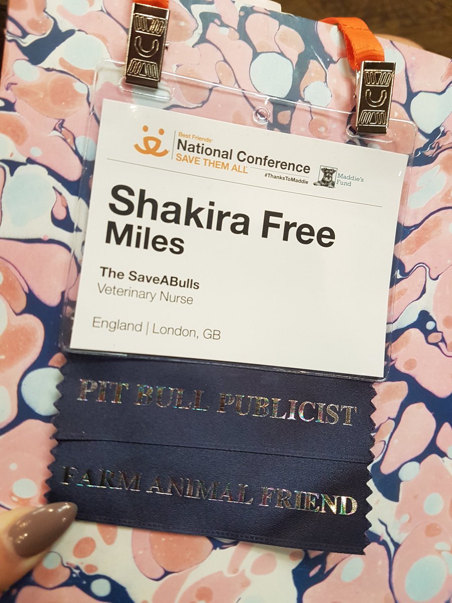 shakirafree's tweet photo. It's been a wonderful few days at the @bestfriends conference in LA. Feeling super inspired and excited to take home so much positivity and ideas to save lives back home in the UK.
#bfnc18 #alldogsareindividuals #vetnurse #SaveThemAll #LucysLaw https://t.co/dORIPmdYVR