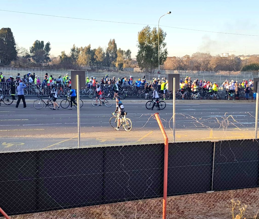 Netcare911_sa's tweet photo. Netcare 911 is the official medical service provider to the Medihelp Trapnet cycle event in Centurion today. https://t.co/Bcaihr8vzs