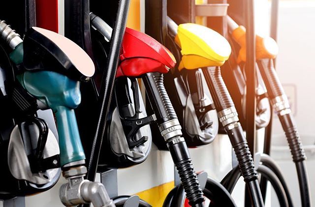 PedegoQB's tweet photo. As if the fun of riding an electric bike wasn’t enough, how about gas prices?! Get an electric bike!!! https://t.co/TN398vjHOC https://t.co/jprh6WpOz1