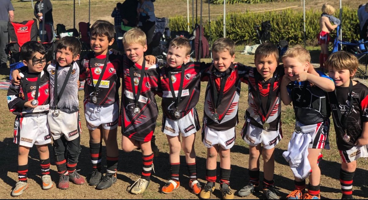 ShaeWom's tweet photo. So proud of these boys, instead of letting another @NRL under 6 team forfeit their games we teamed up and played 6 games together in 4 hours. And nearly all of these kids will play 6's again next year cause they are too young!! #cardiffcougars  #bushfooty #toughas #2deadly https://t.co/Vq5rdLblHR