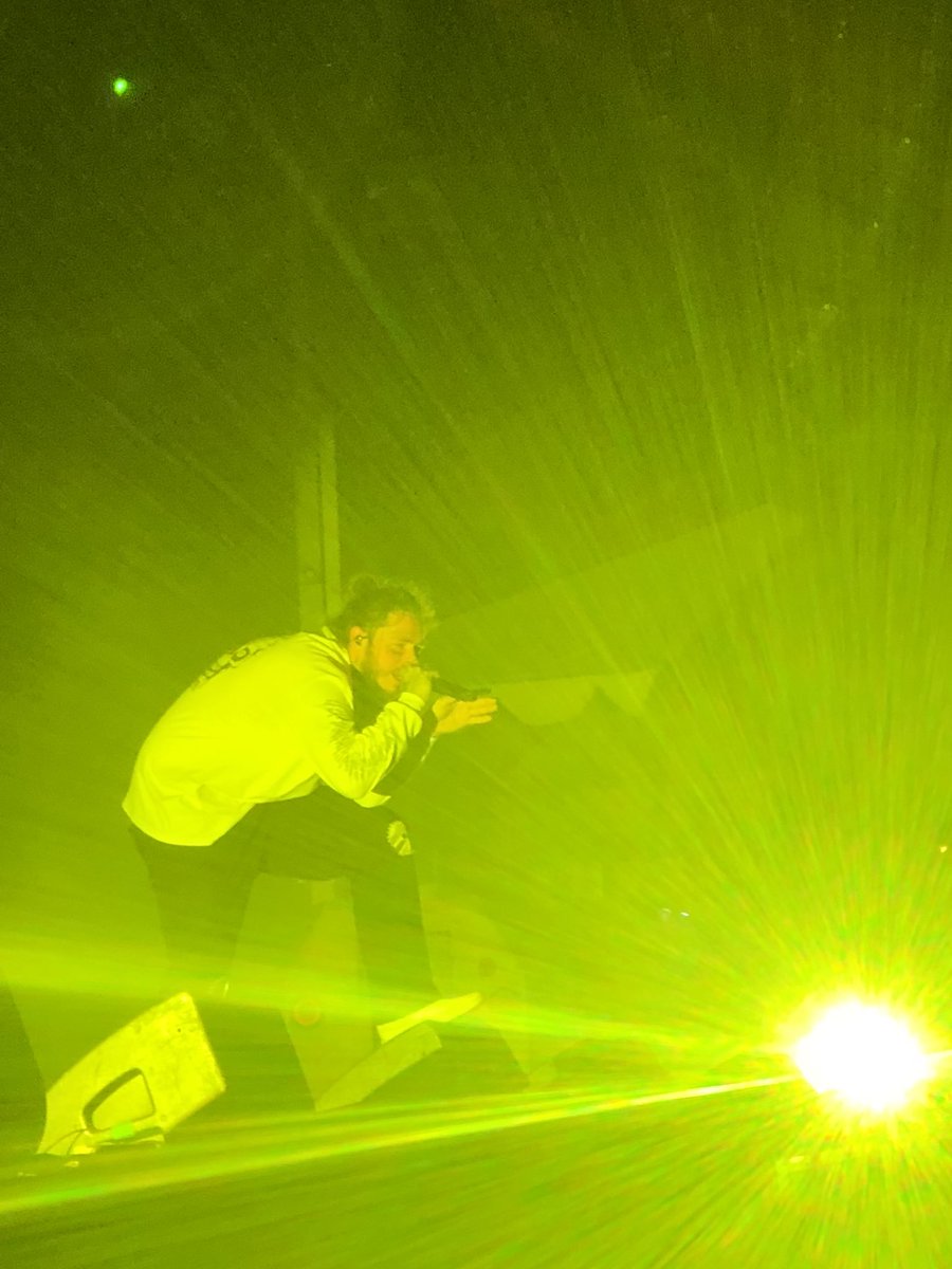 PostyPress's tweet photo. Some of the pictures I took from the June 19th show #beerbongs2018live #PostMalone #rockstartour https://t.co/vQHlSmtJYY