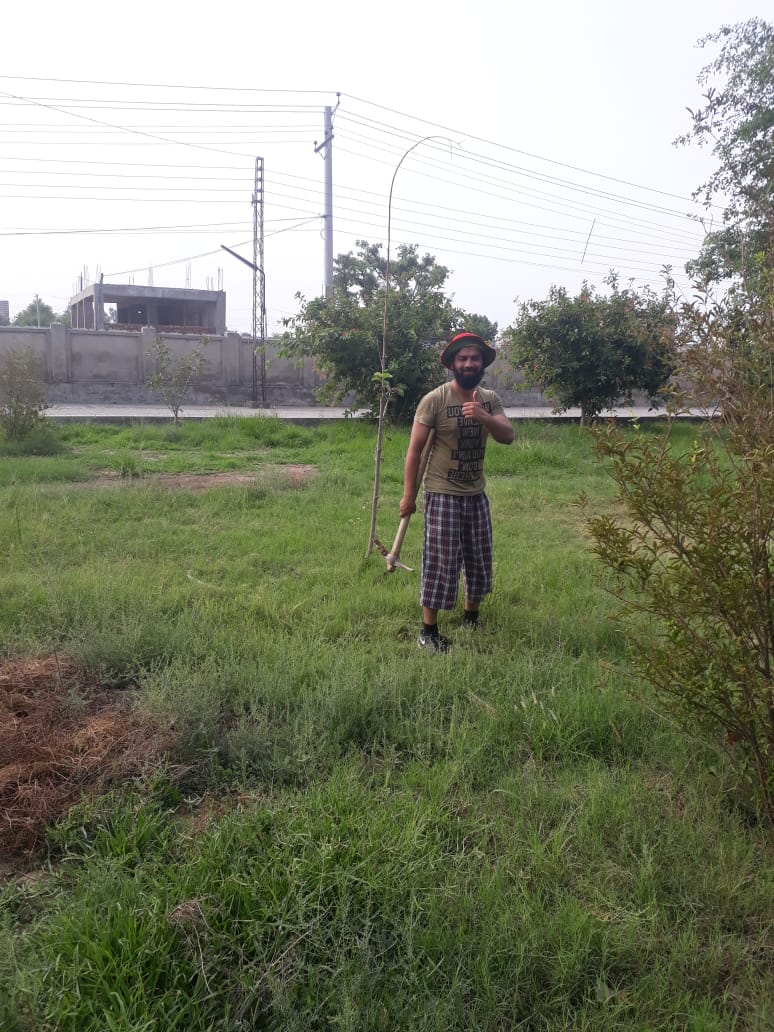 sandhu202's tweet photo. Alhamdulillah! Today we have planted 200 plants at Ismail Markaz
Wish this mission to be continued with more excitement.
#GreenInitiativePakistan
#GIPTeam
@Tloop25 @EoKhan @hrbutt92 @MithoMessi @maqabaig https://t.co/U0zDqebRQj