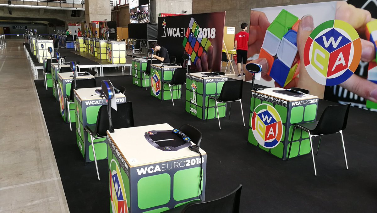 WCAEuro2018's tweet photo. Everything's ready to start the last day of #WCAEuro2018 with the Second Round of 3x3x3 Cube! https://t.co/PjNxojkFX2