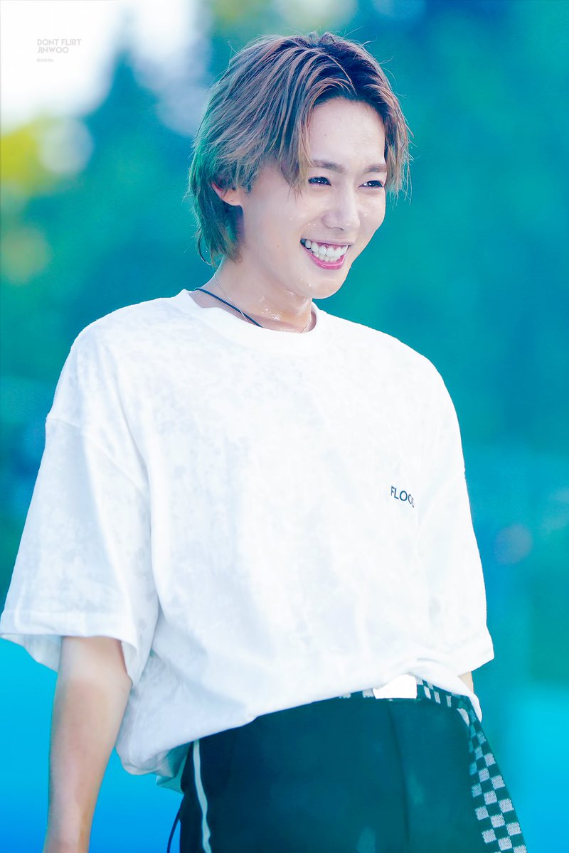 DontFlirtJINWOO's tweet photo. 180720 HQ #위너 #김진우 #워터밤
에어컨보다 더 시원한 지누💙💙💙💙💙💙💙💙💙💙💙💙💙💙💙💙💙 @official_jinu_ https://t.co/vw9uxR7T9J