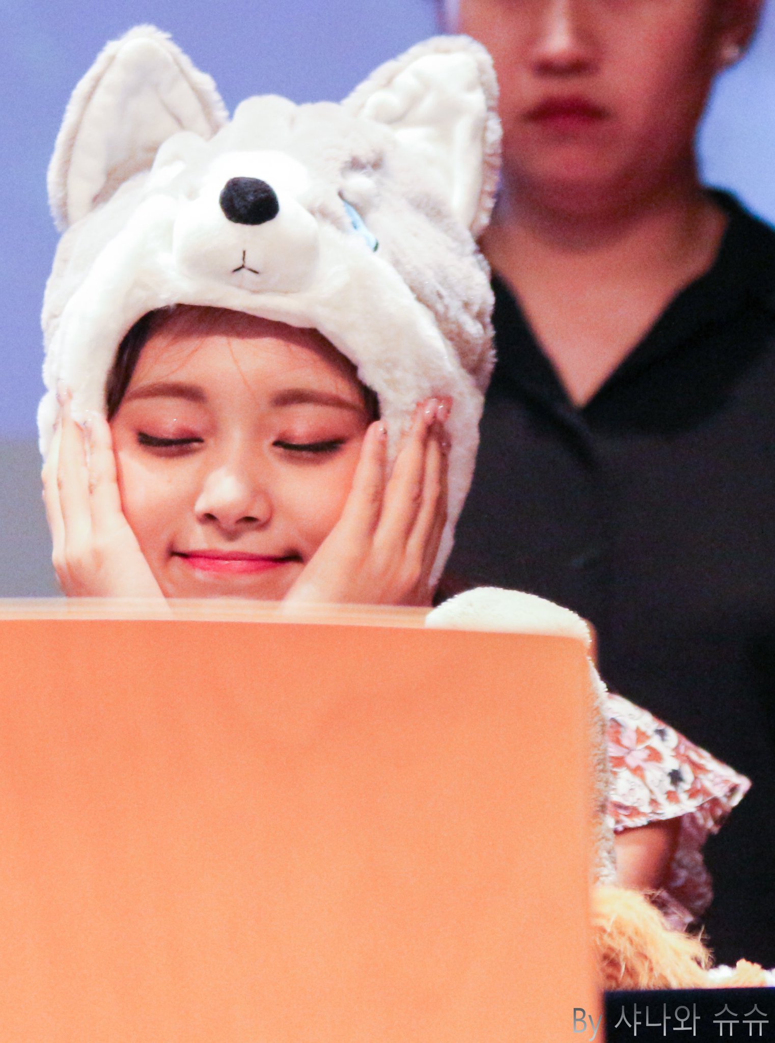 DisW6cjUYAAZpry.jpg:large