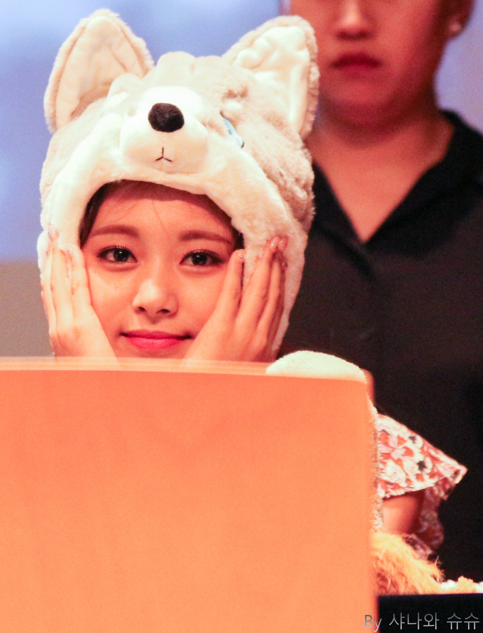 DisW6mAU0AEKEHW.jpg:large