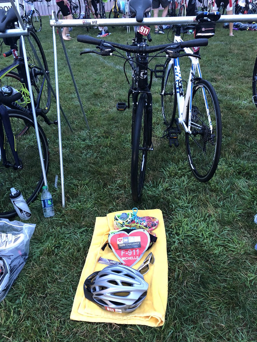Michelle_Wolfe1's tweet image. About to Tri with this guy! 🏊🏼🚴🏼‍♂️🏃‍♂️
#TriFitChallenge @Greenswellco
#SwimBikeRun @OhioState #TimeToTri #TriWeek @usatriathlon #FirstTimers