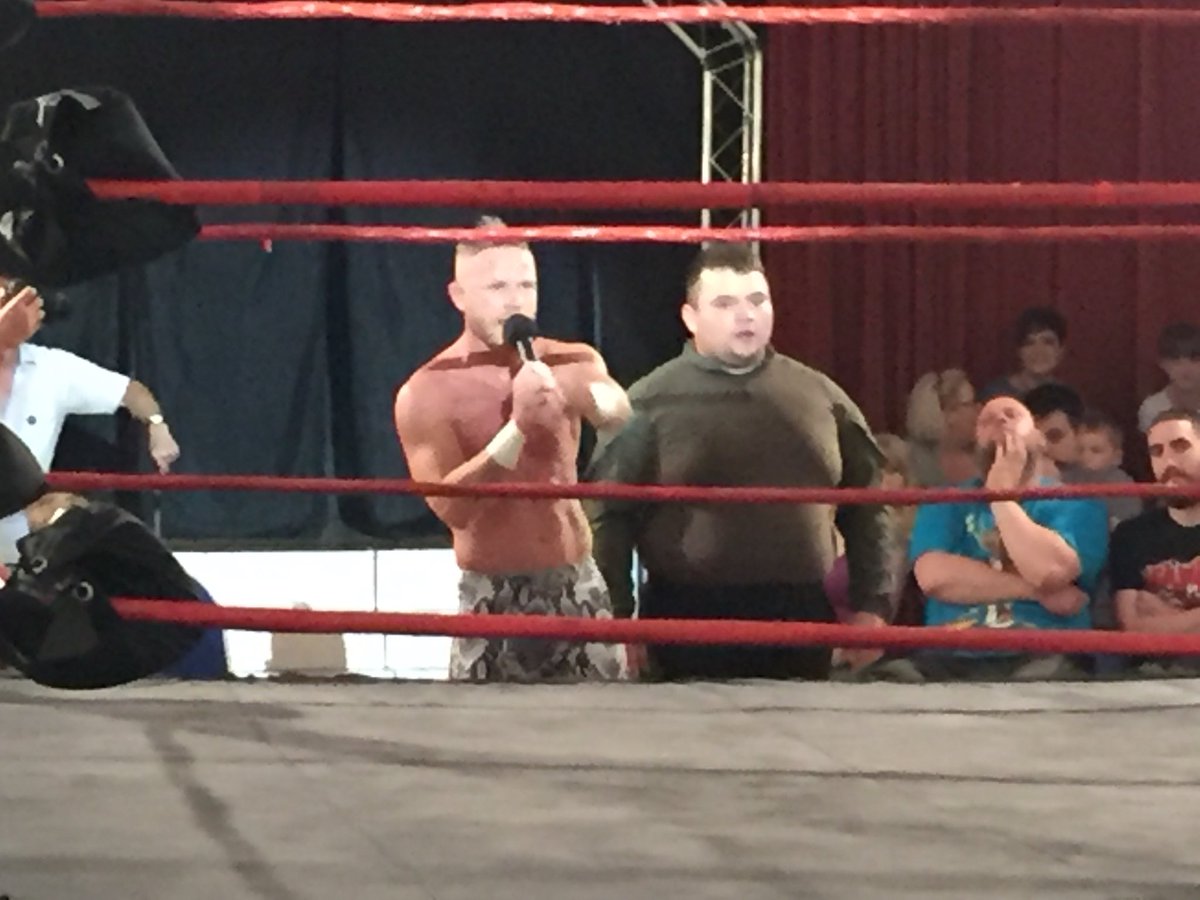 jon422002's tweet photo. @UPW_UK #InternationalShowdown
#AdamDaSilva vs #JoshKnott 4 photos from last night match in #Wincanton https://t.co/KMZmQlQIHX