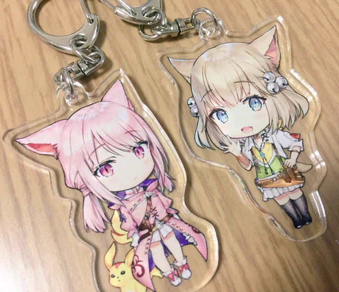 アクキーと色紙届きました?発色が自分好みで最高です。 
